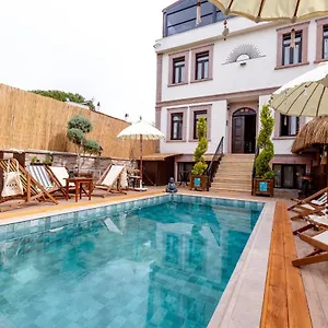 parna-hotel.aegeanhotels.net/