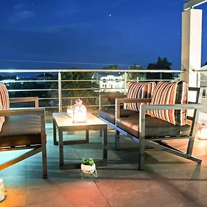 Apartment Aelia Luxury, Nikiti (Sithonia)