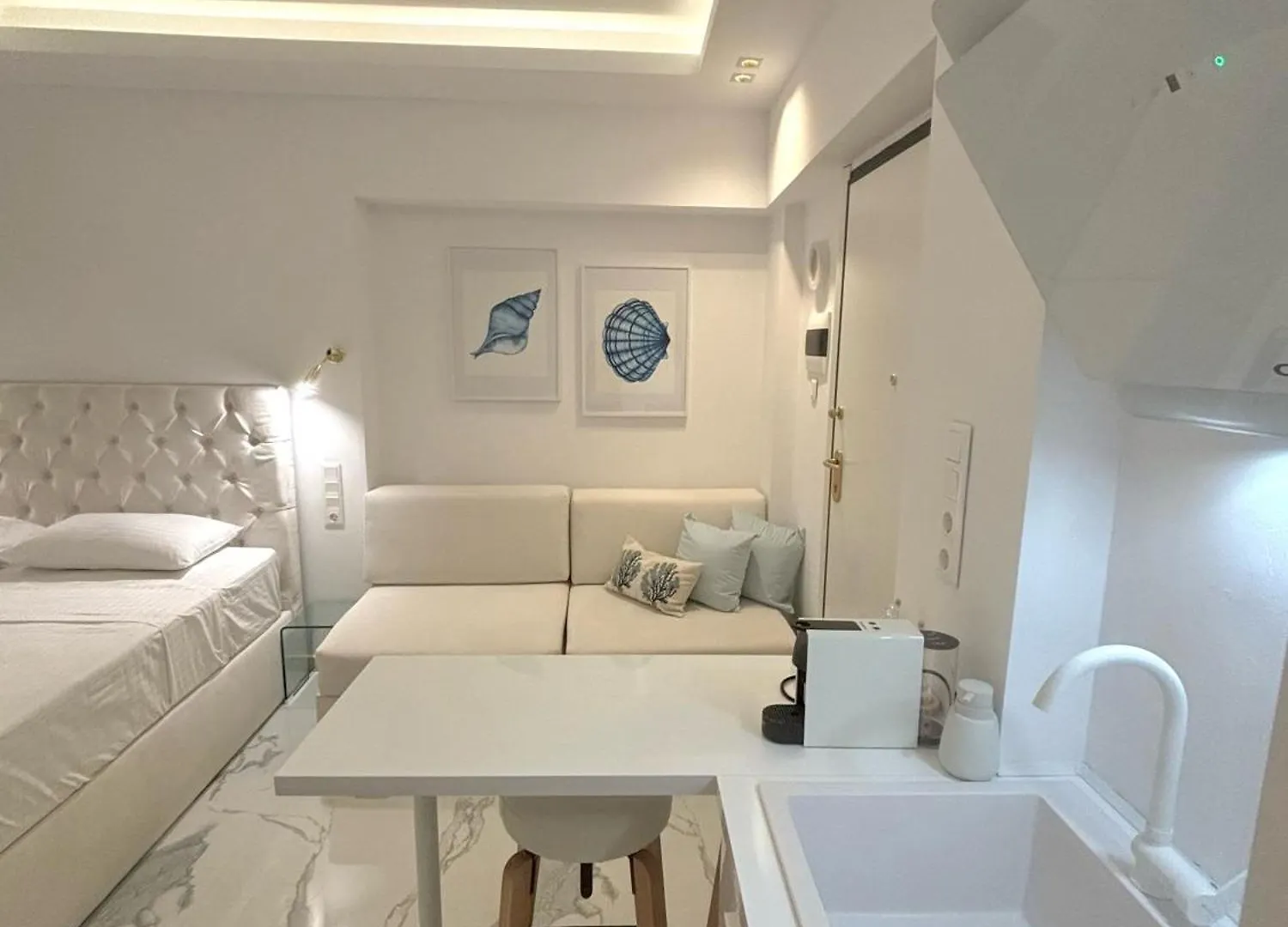 Eterna Mare Apartment Nikiti